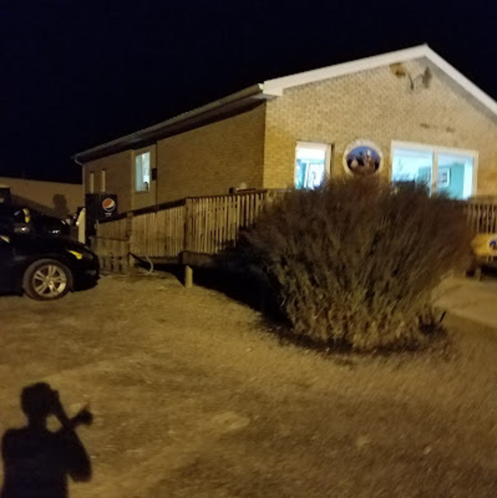 Meet your Posher, Ethan